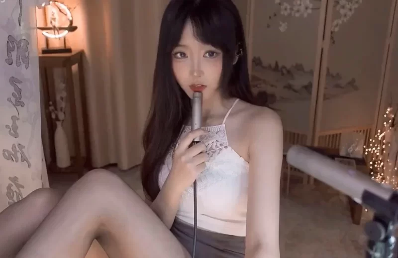 斗鱼顶流二呆酱的“ASMR”：一枚火箭，叩开专属的声感秘境-橘喵